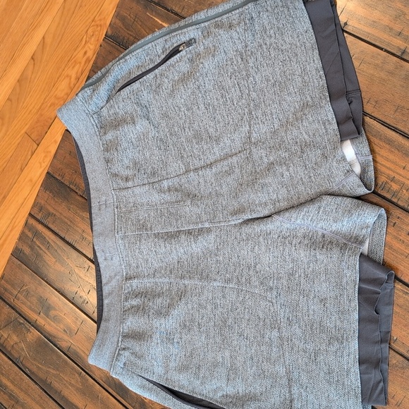 Lululemon T.H.E. Short 7" Mesh *Lined - Picture 4 of 9